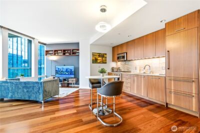 10700 NE 4th Street #1308, Bellevue, WA 98004 - Photo 4