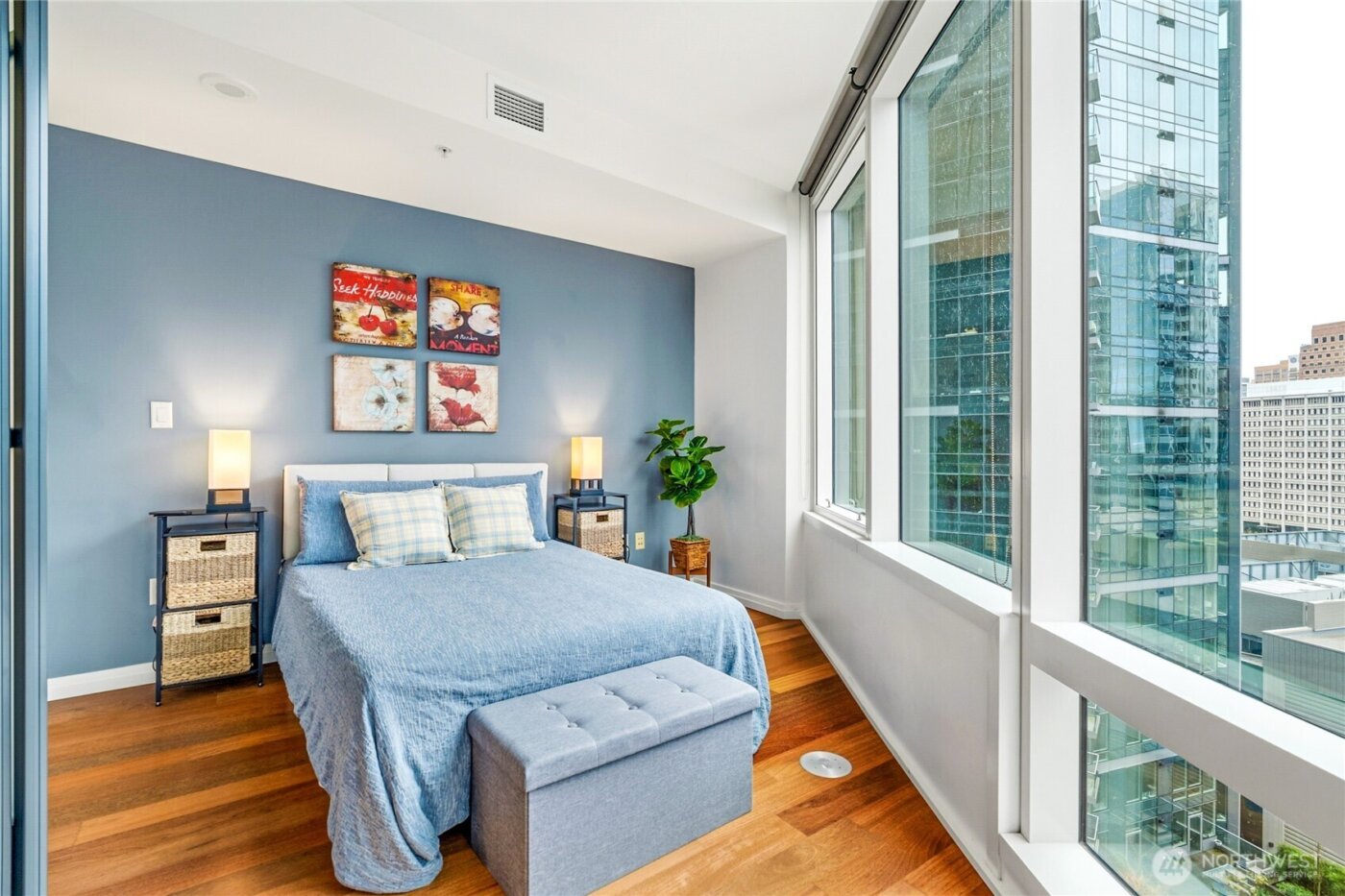 10700 NE 4th Street #1308, Bellevue, WA 98004