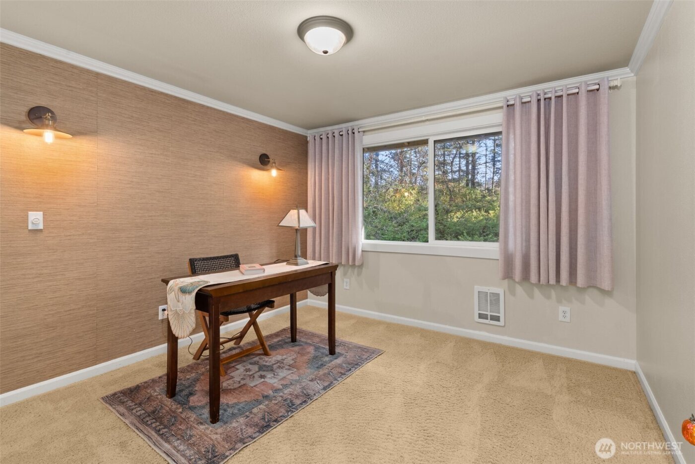 4605 56th Street NW #1B, Gig Harbor, WA 98335