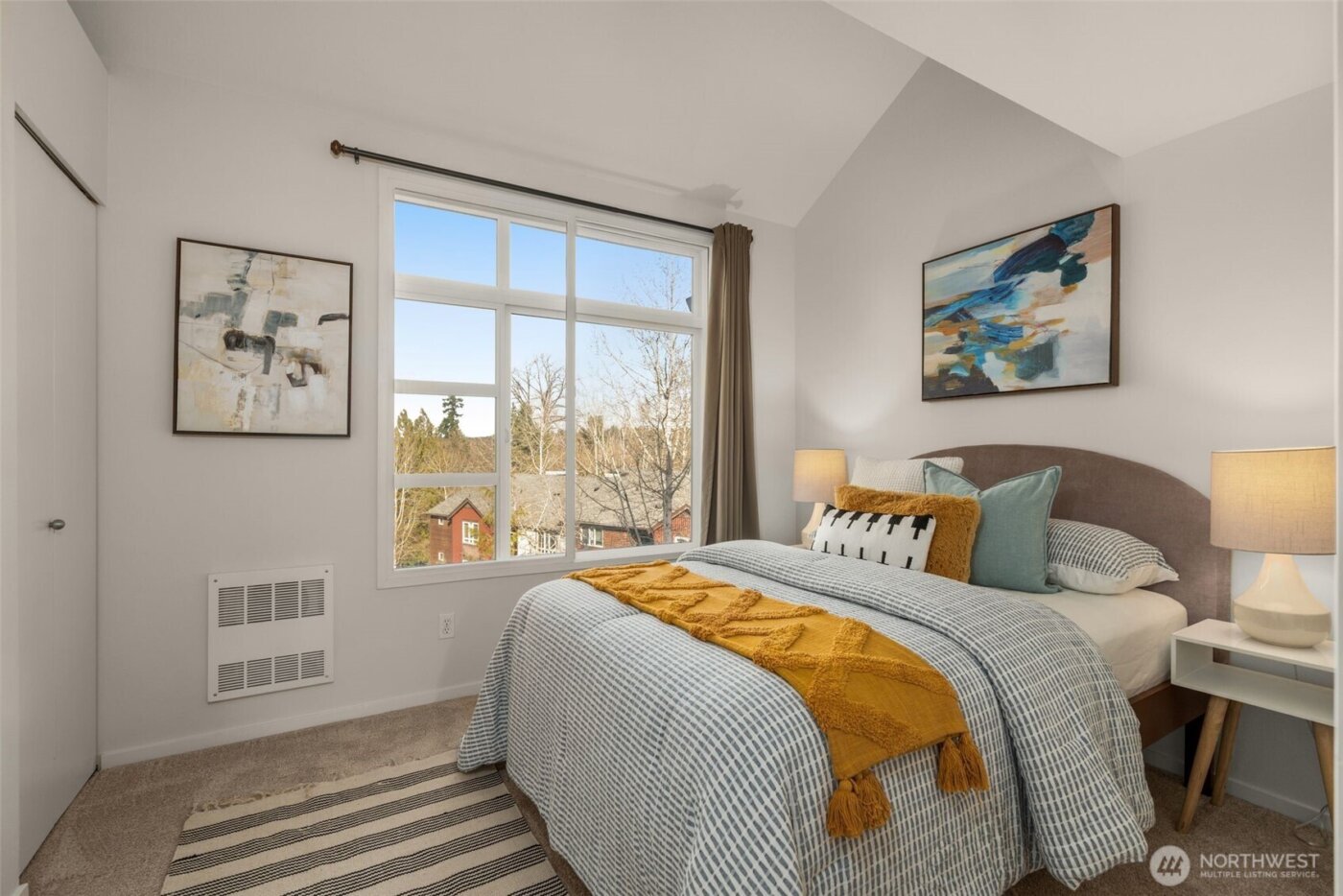 15212 NE 81st Way #103, Redmond, WA 98052