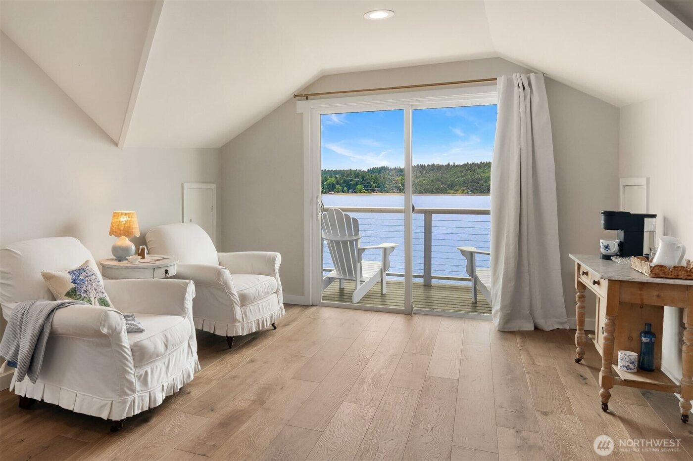 26321 Pillsbury Road SW, Vashon, WA 98070