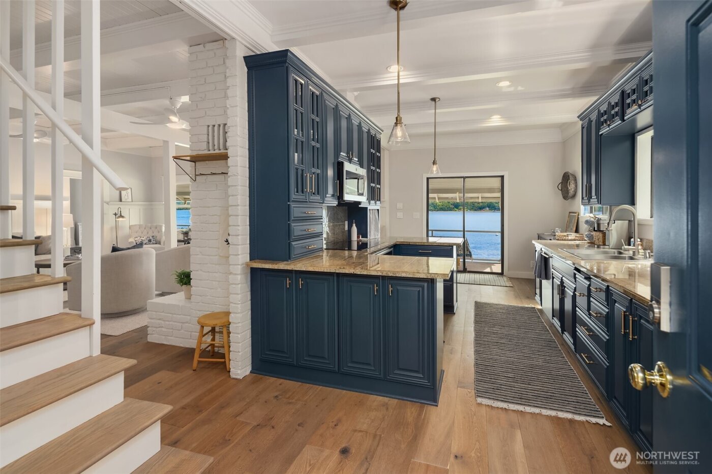 26321 Pillsbury Road SW, Vashon, WA 98070