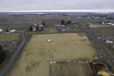 10154 Dune Lake Loop SE, Moses Lake, WA 98837 - Photo 2