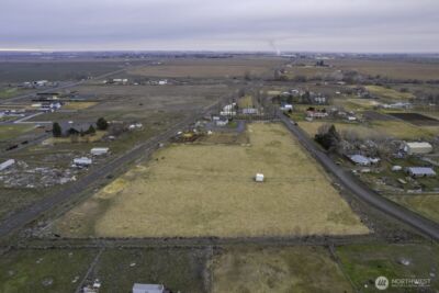 10154 Dune Lake Loop SE, Moses Lake, WA 98837 - Photo 3