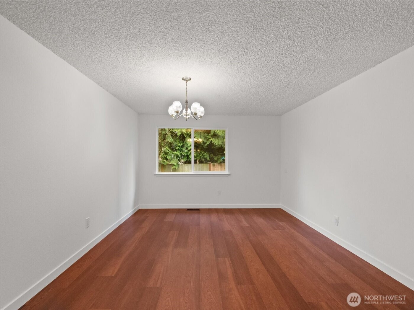 16430 65th Avenue W, Lynnwood, WA 98037