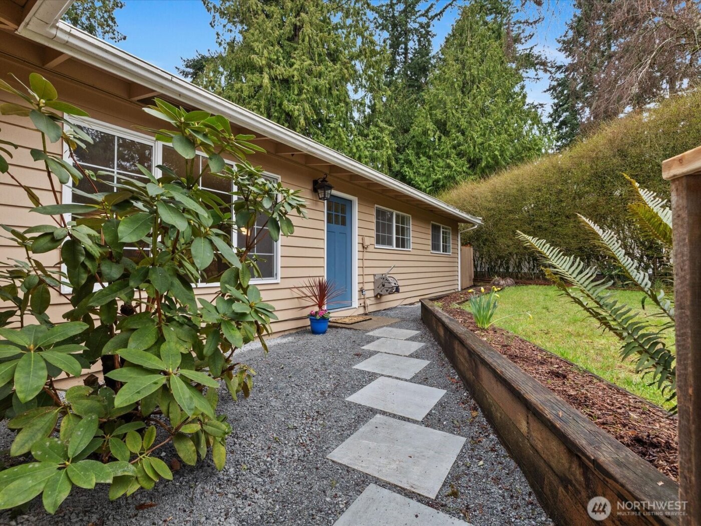 16430 65th Avenue W, Lynnwood, WA 98037