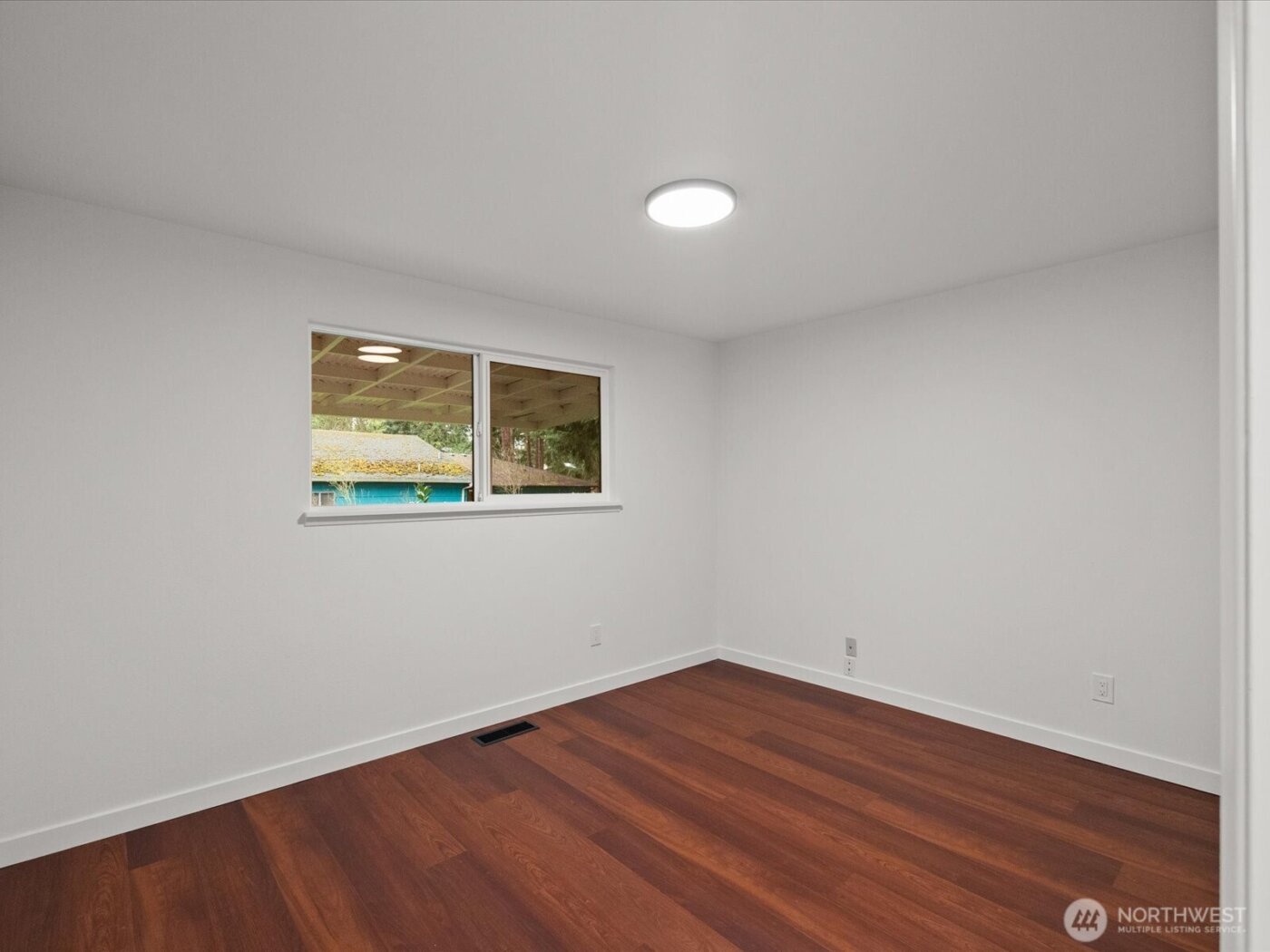 16430 65th Avenue W, Lynnwood, WA 98037