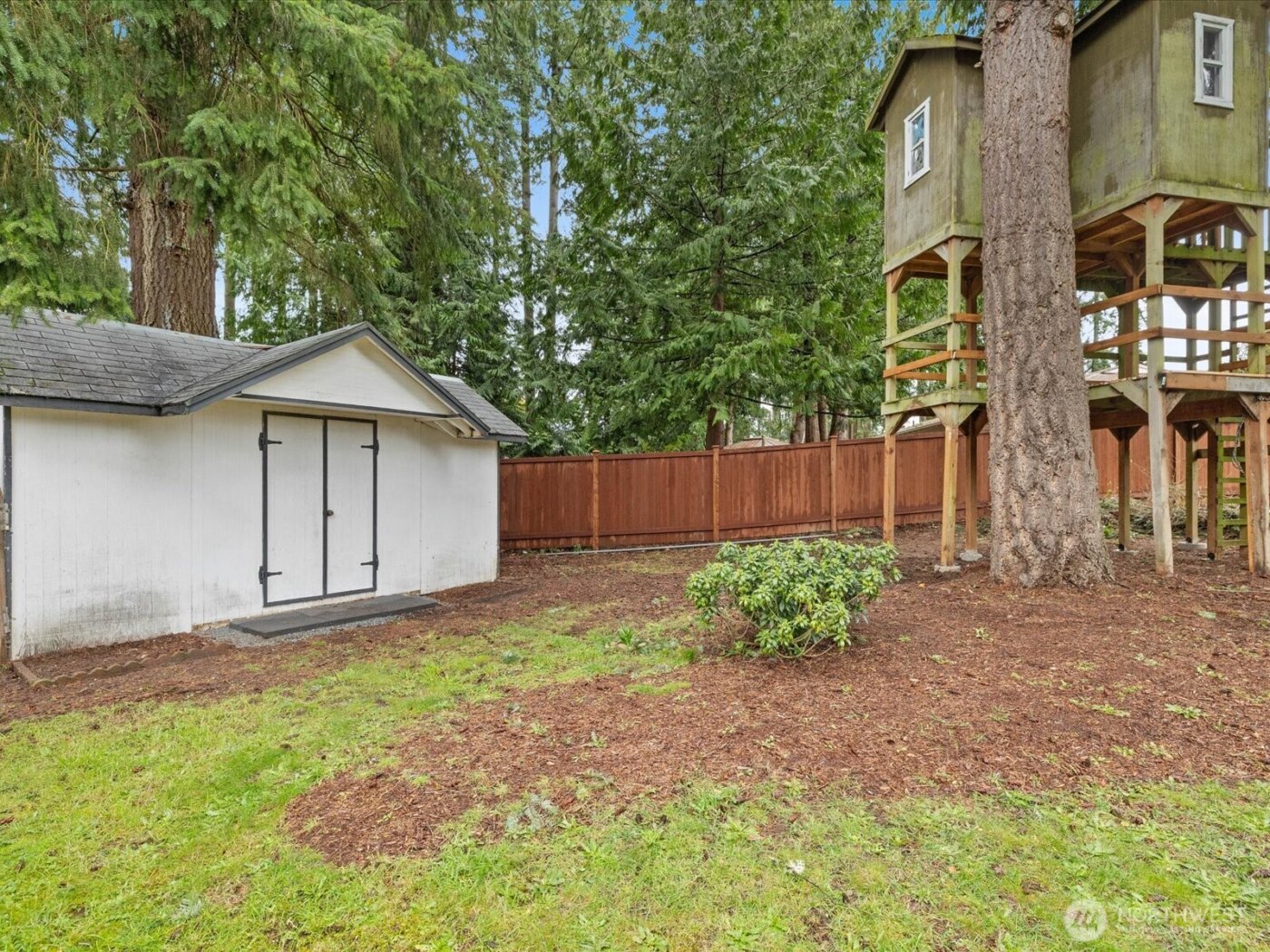 16430 65th Avenue W, Lynnwood, WA 98037