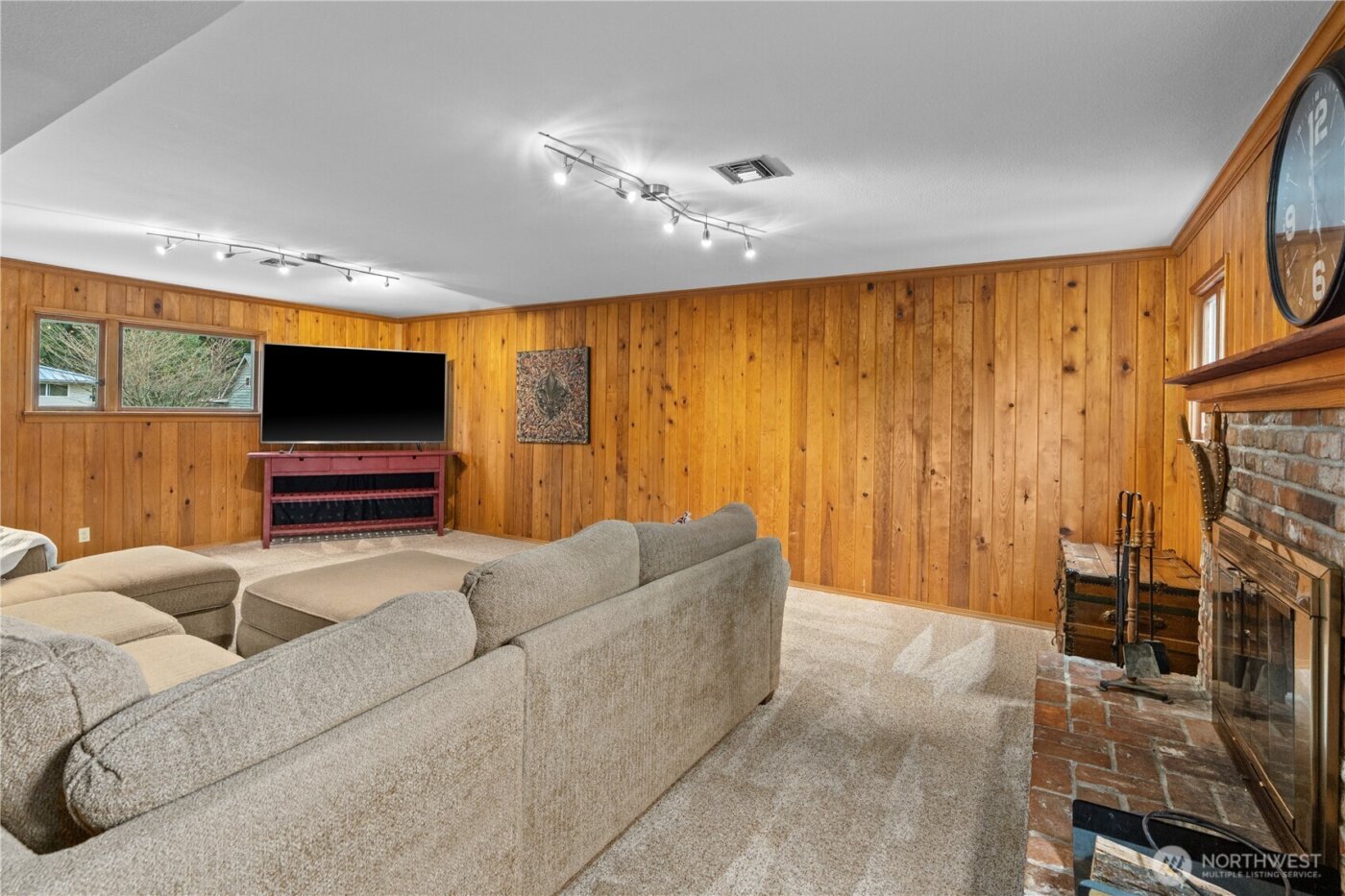 5719 East Drive , Everett, WA 98203