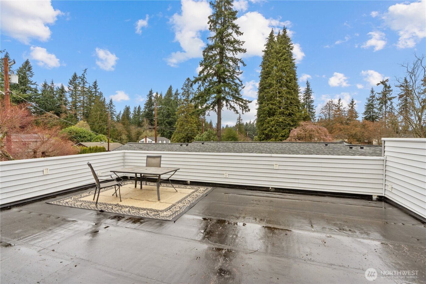 5719 East Drive , Everett, WA 98203