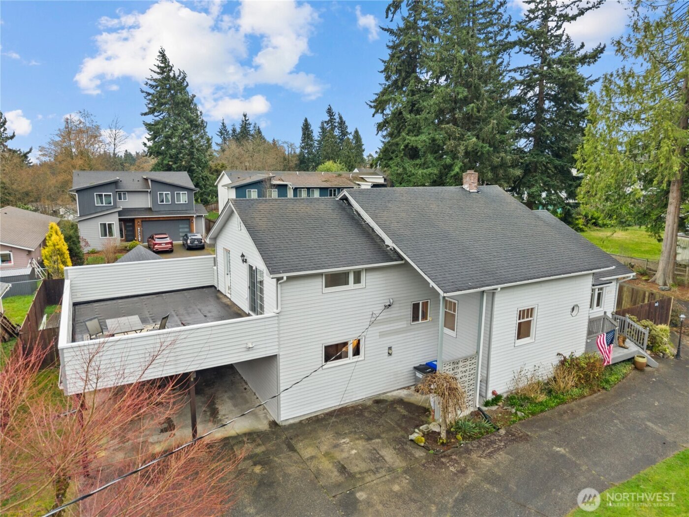 5719 East Drive , Everett, WA 98203