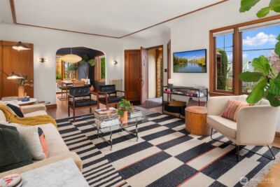 2743 37th Avenue SW, Seattle, WA 98126 - Photo 2