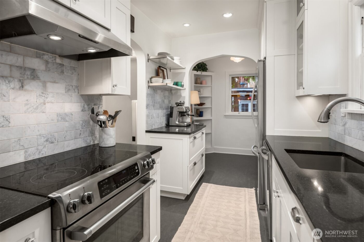 2743 37th Avenue SW, Seattle, WA 98126