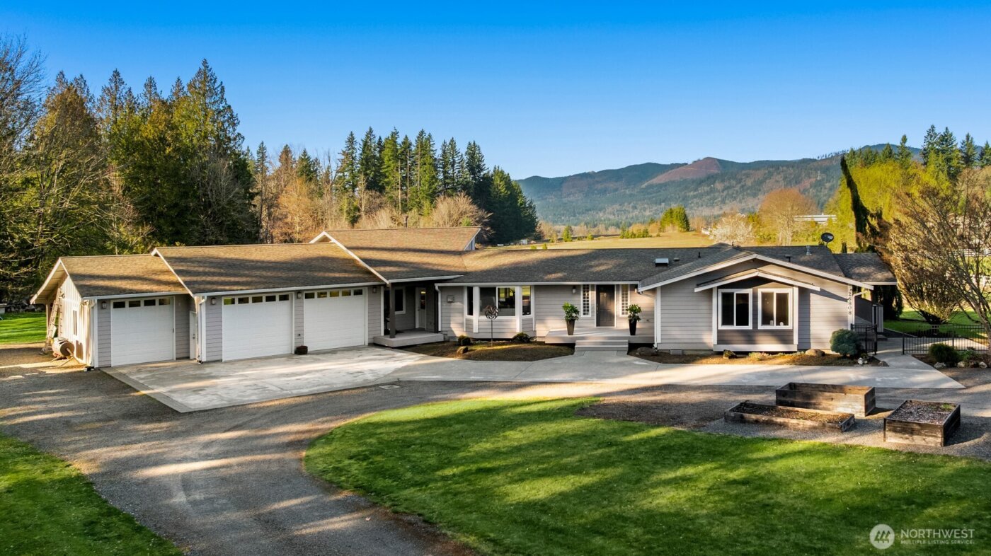 26808 SE 216th Street , Maple Valley, WA 98038