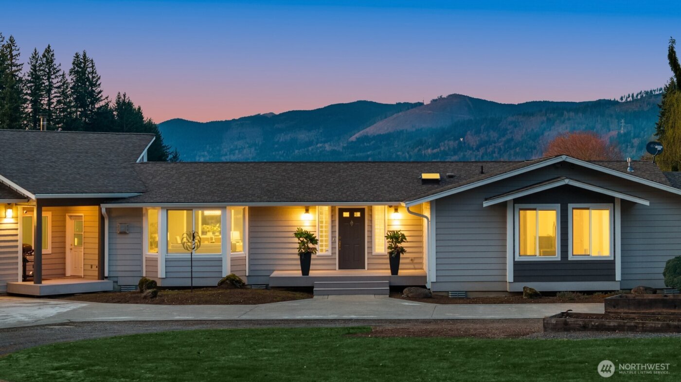 26808 SE 216th Street , Maple Valley, WA 98038