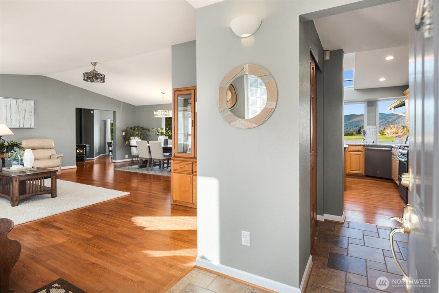 26808 SE 216th Street , Maple Valley, WA 98038