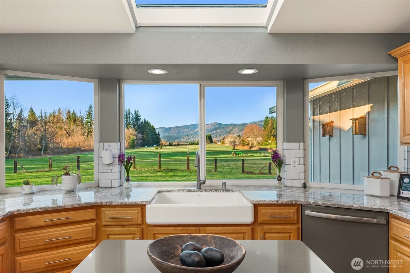 26808 SE 216th Street , Maple Valley, WA 98038