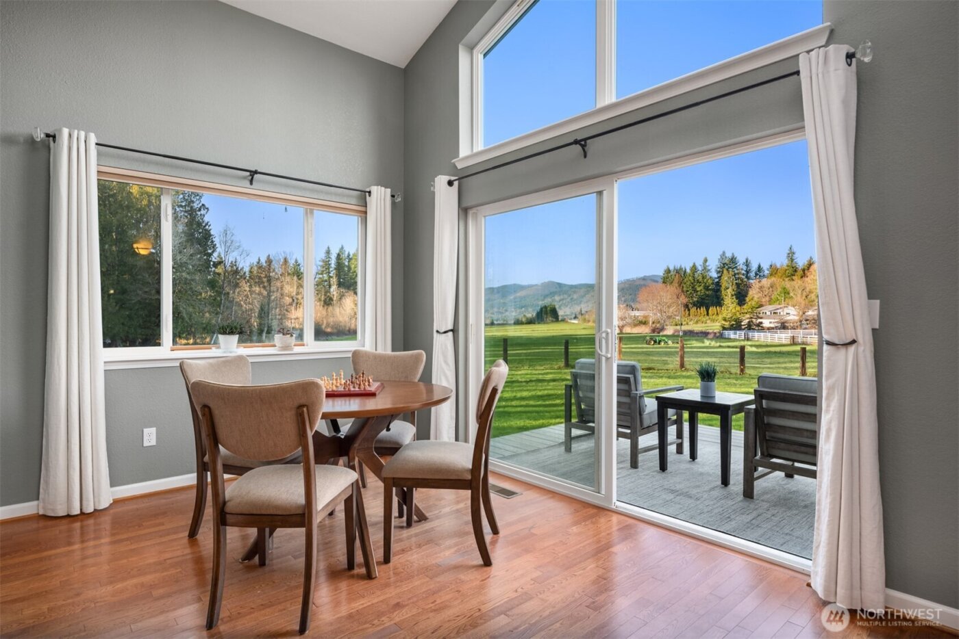 26808 SE 216th Street , Maple Valley, WA 98038