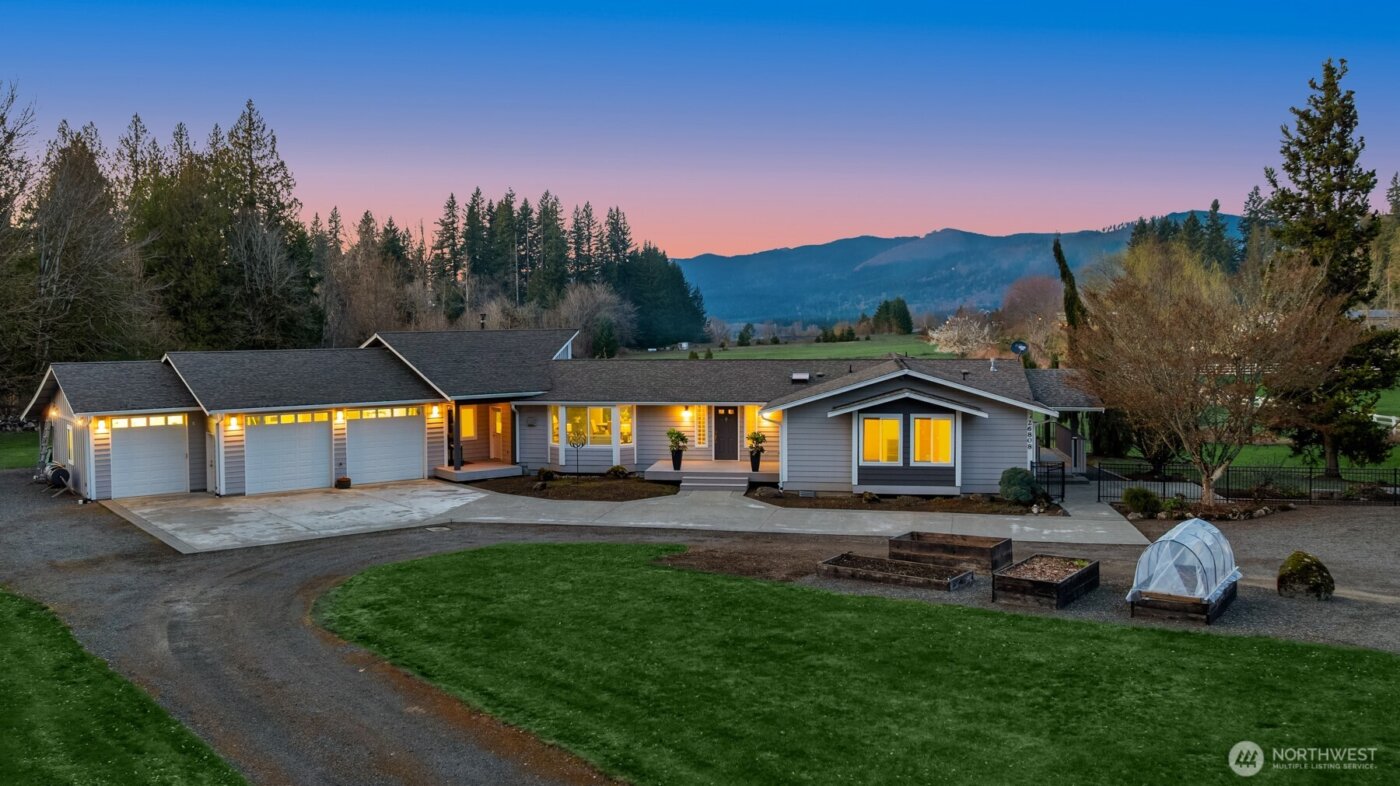 26808 SE 216th Street , Maple Valley, WA 98038