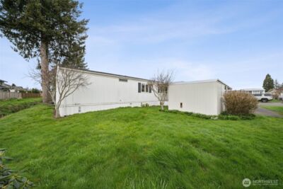 930 Mountain Villa Loop , Enumclaw, WA 98022 - Photo 11