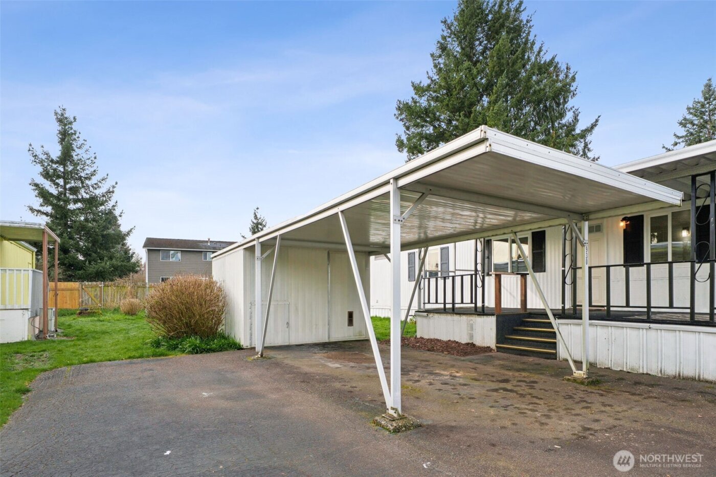 930 Mountain Villa Loop , Enumclaw, WA 98022