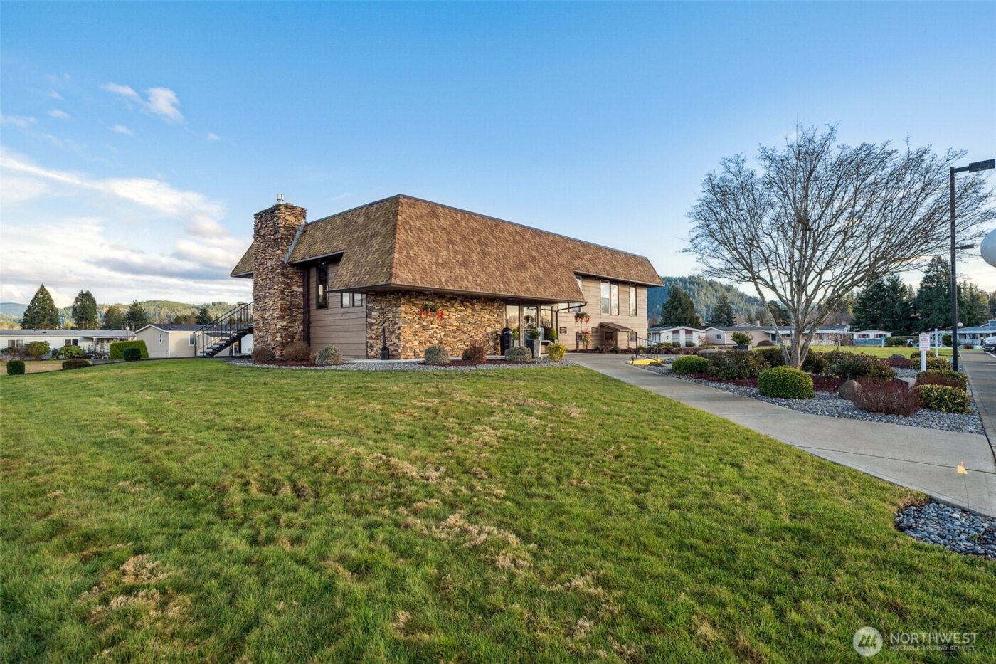 930 Mountain Villa Loop , Enumclaw, WA 98022