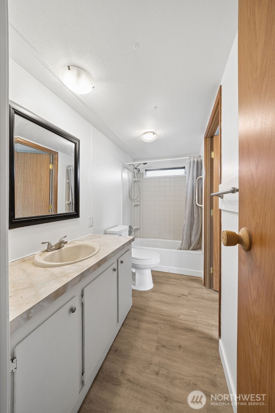 930 Mountain Villa Loop , Enumclaw, WA 98022