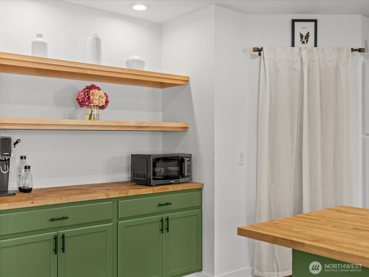 1355 McHugh Avenue , Enumclaw, WA 98022