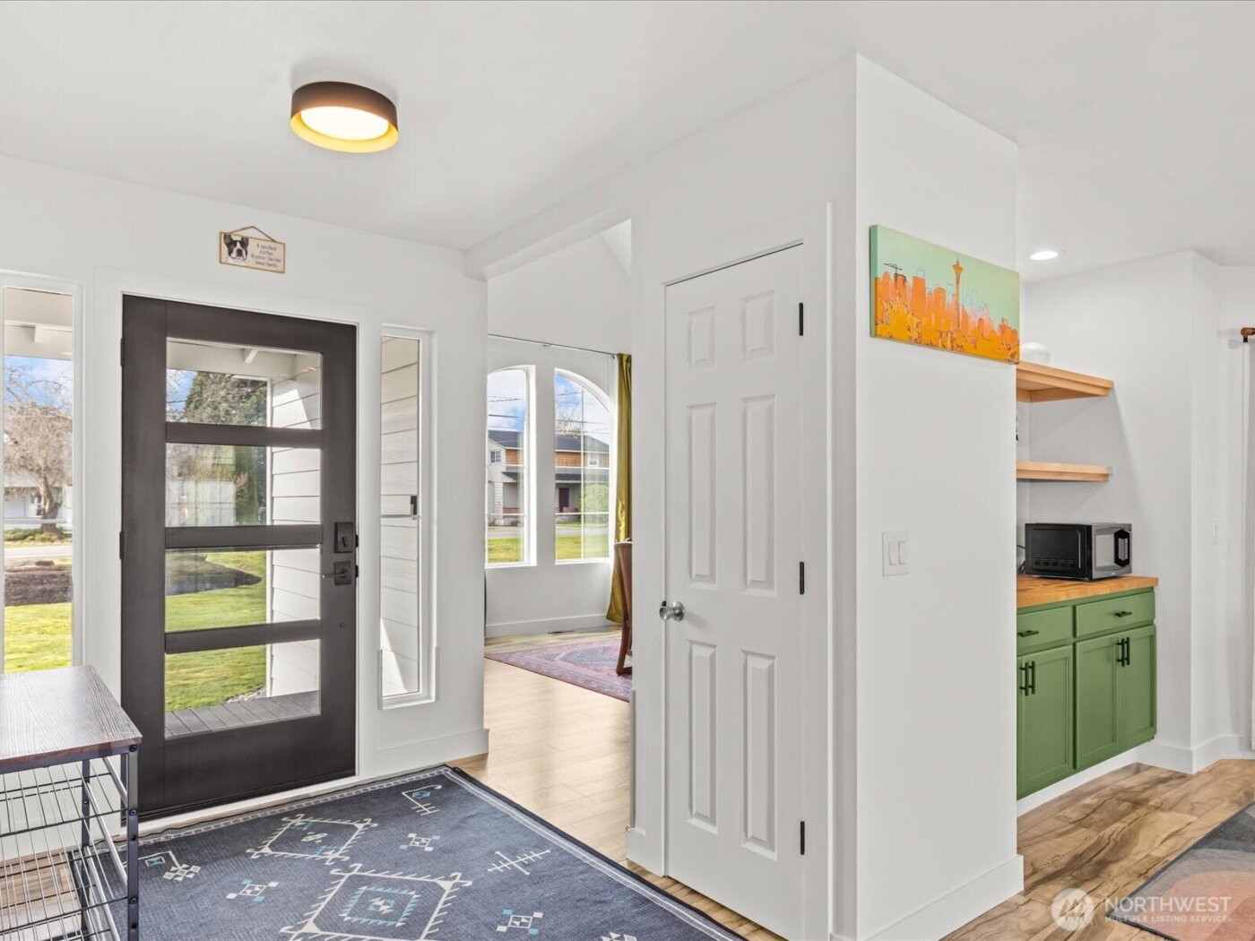 1355 McHugh Avenue , Enumclaw, WA 98022