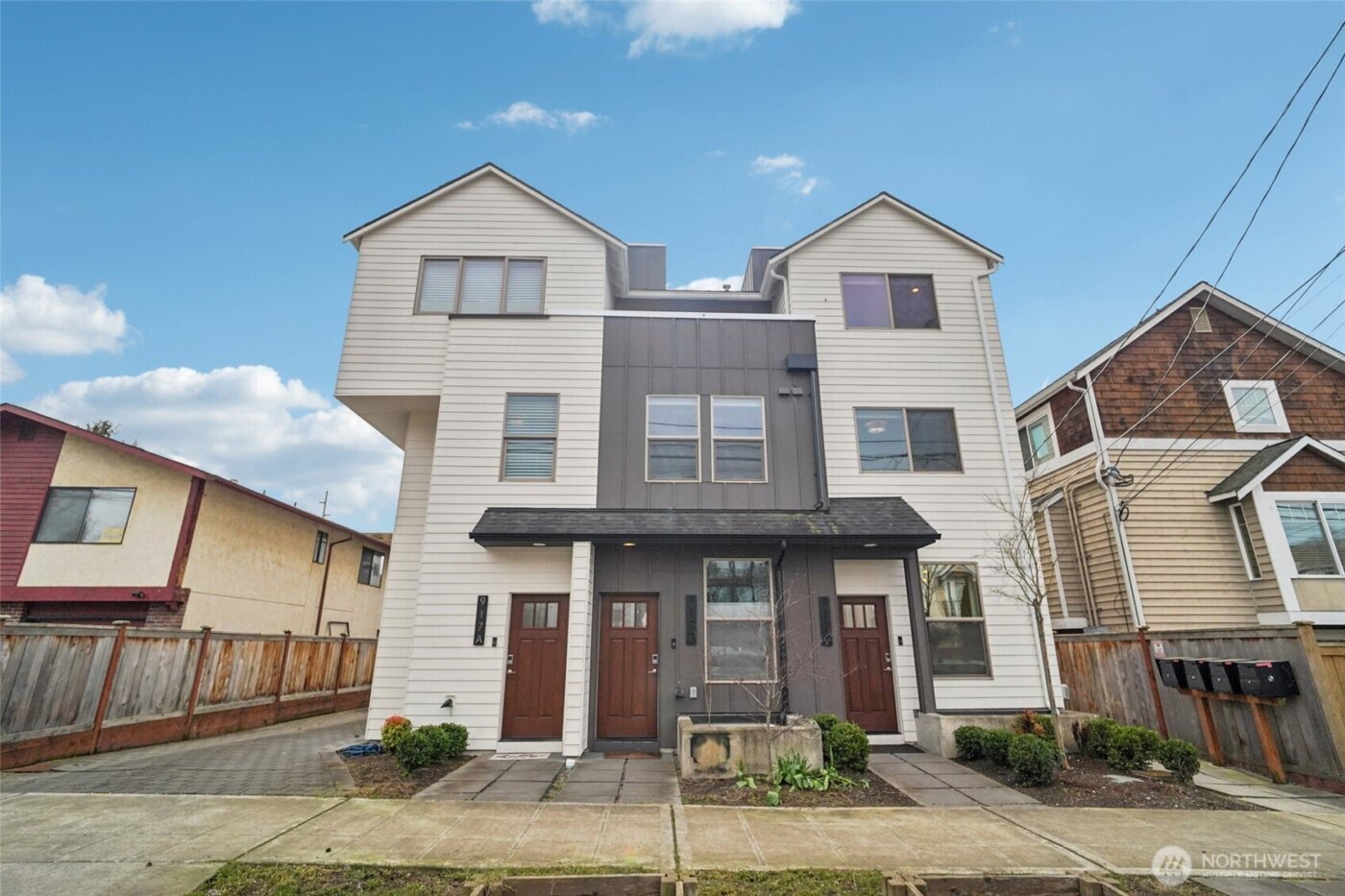 917 NW 52nd Street #C, Seattle, WA 98107