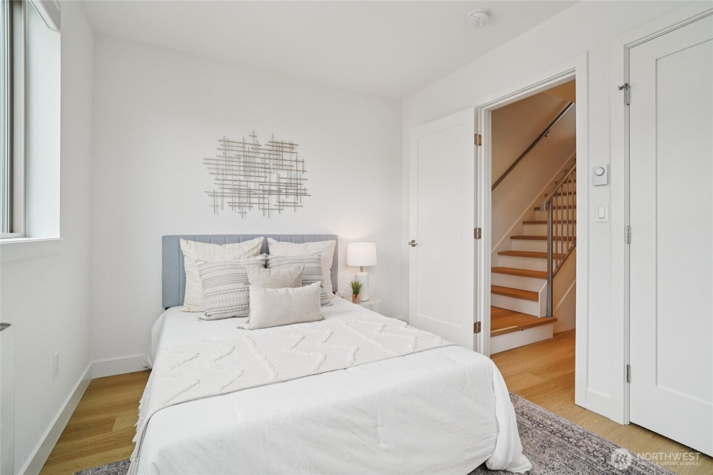 917 NW 52nd Street #C, Seattle, WA 98107