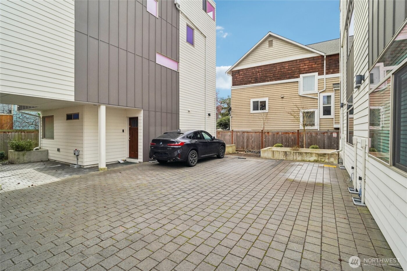 917 NW 52nd Street #C, Seattle, WA 98107