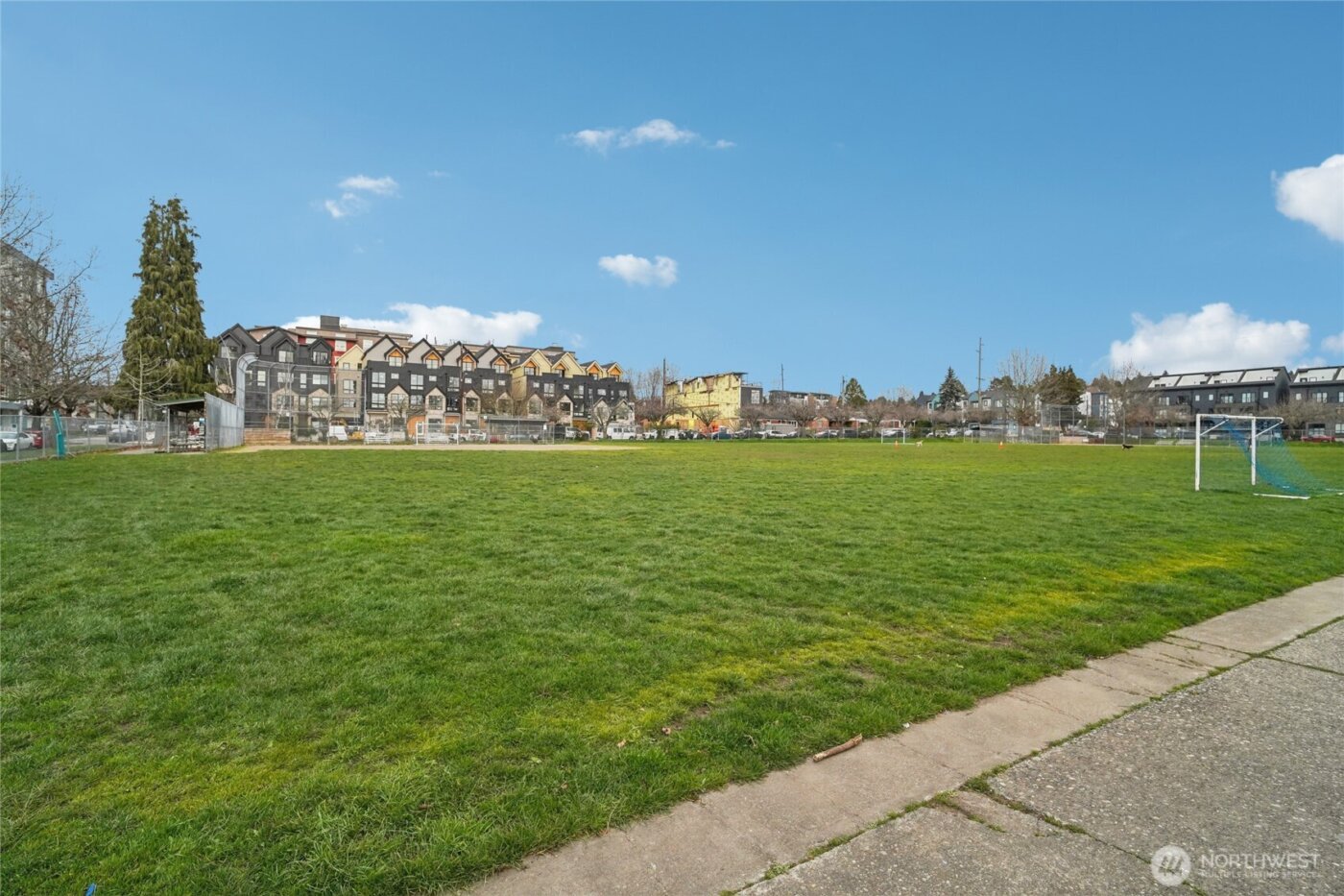 917 NW 52nd Street #C, Seattle, WA 98107