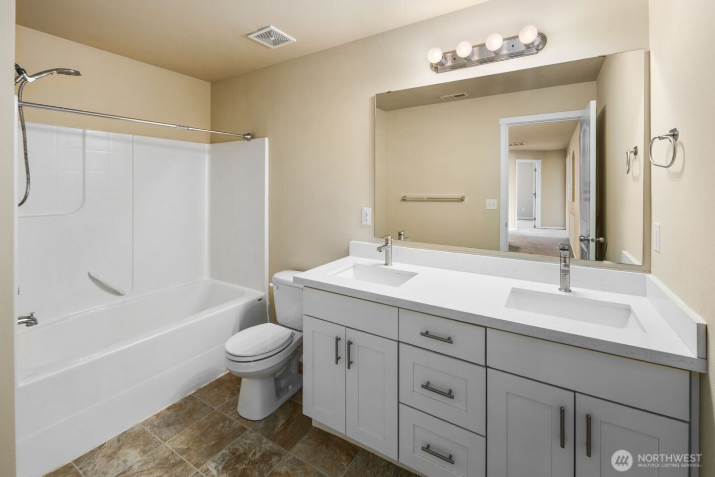 25912 35th Place S, Kent, WA 98032