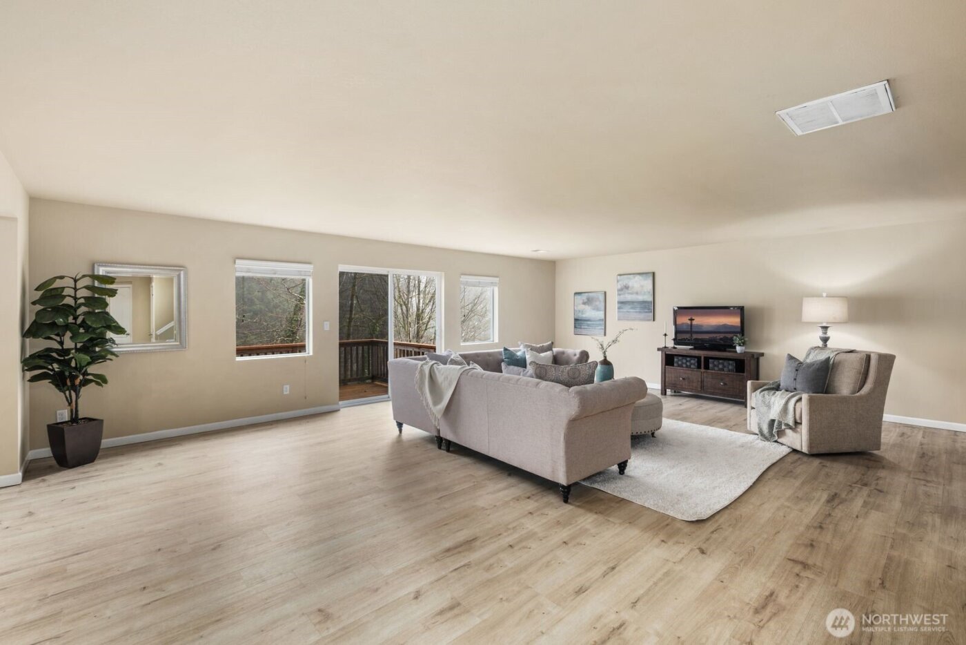 25912 35th Place S, Kent, WA 98032