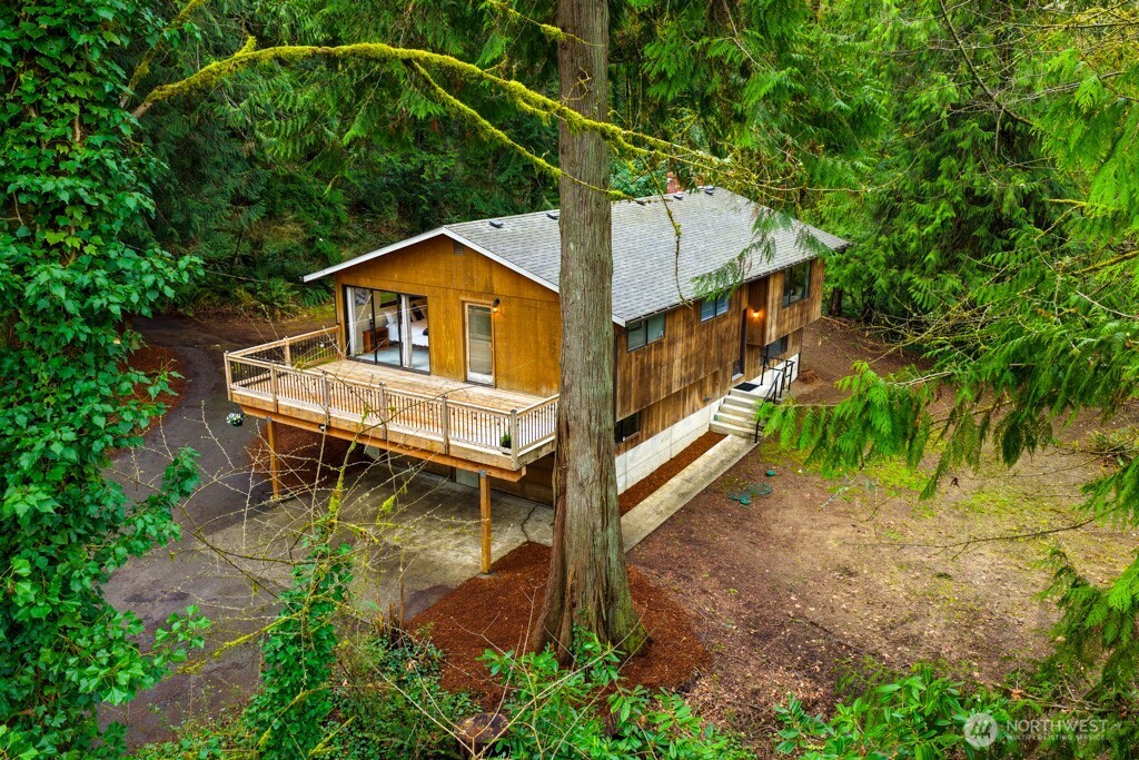 3500 NW 18th Street , Bremerton, WA 98312