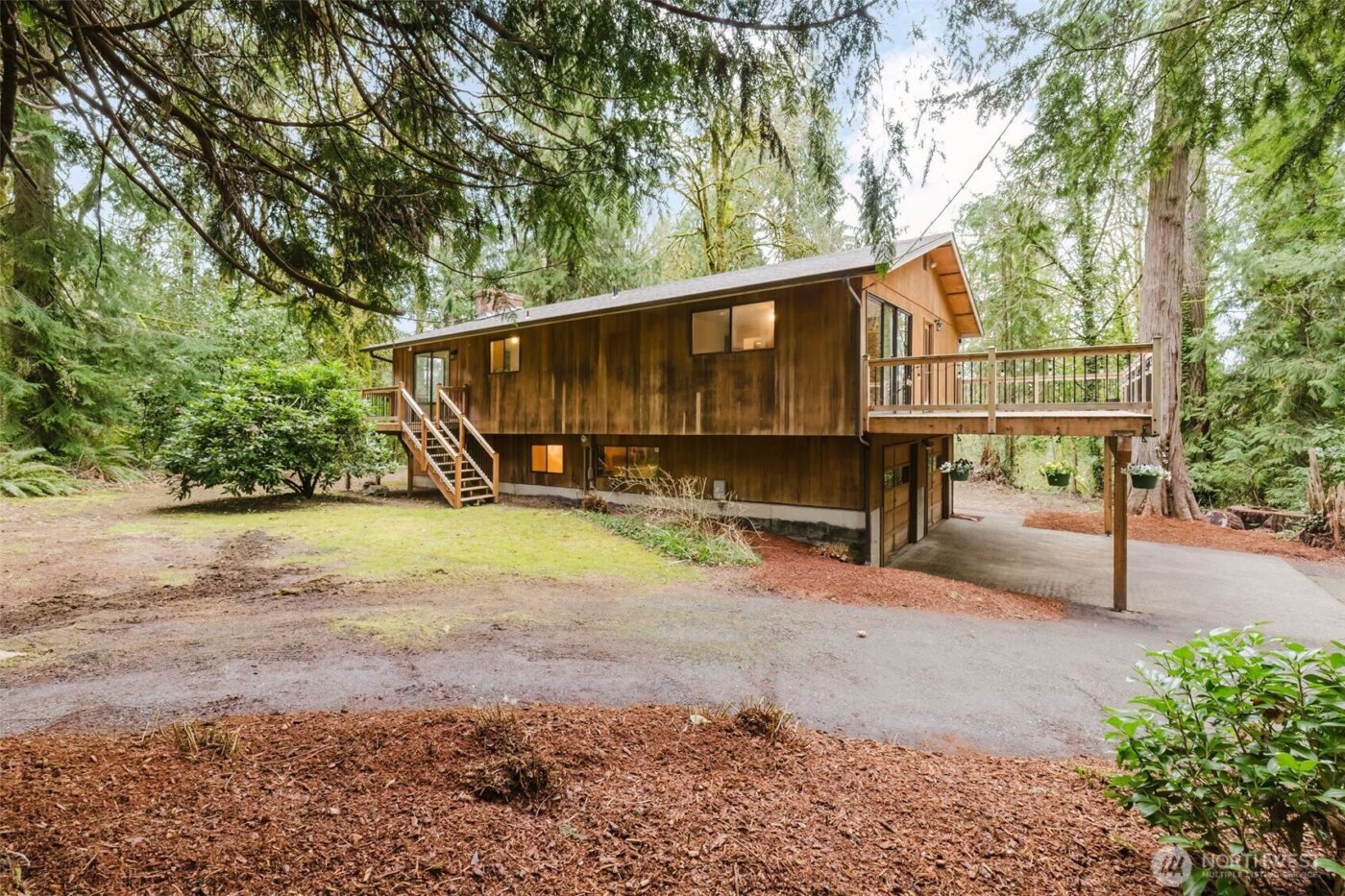 3500 NW 18th Street , Bremerton, WA 98312