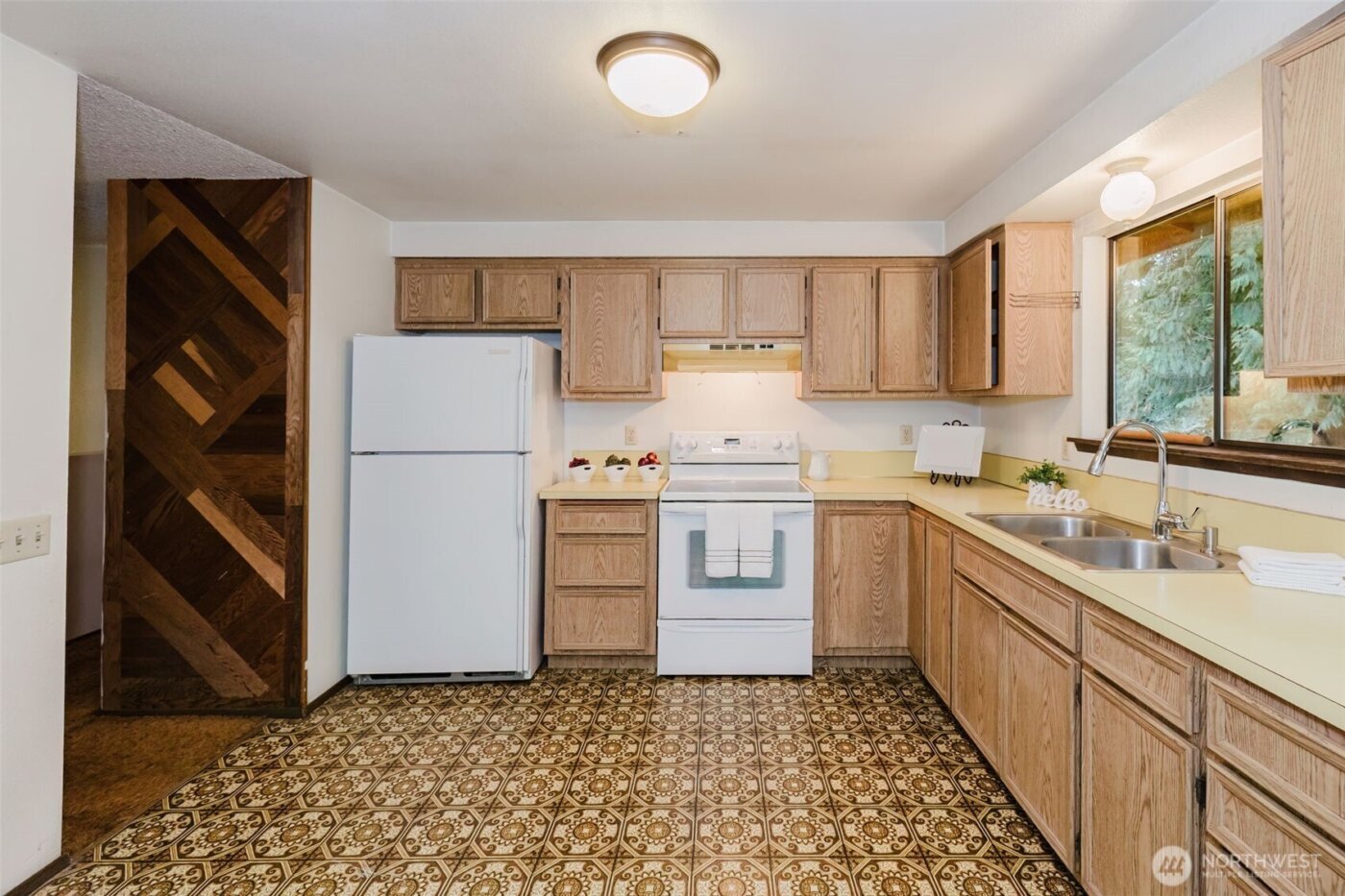 3500 NW 18th Street , Bremerton, WA 98312