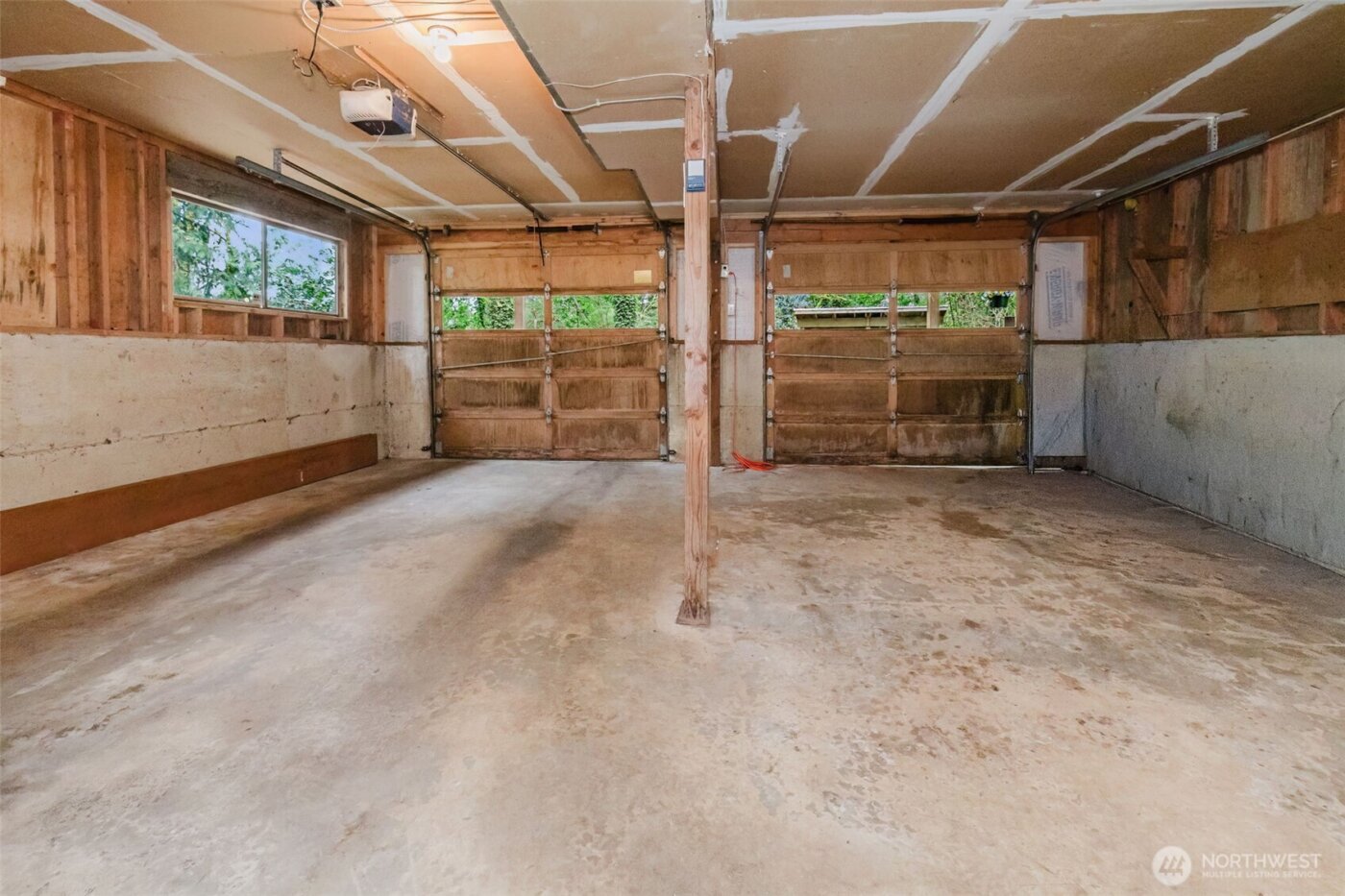 3500 NW 18th Street , Bremerton, WA 98312