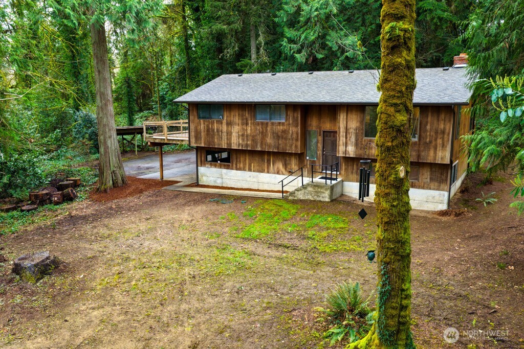 3500 NW 18th Street , Bremerton, WA 98312