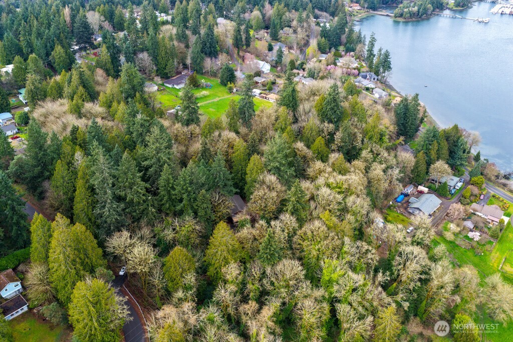 3500 NW 18th Street , Bremerton, WA 98312