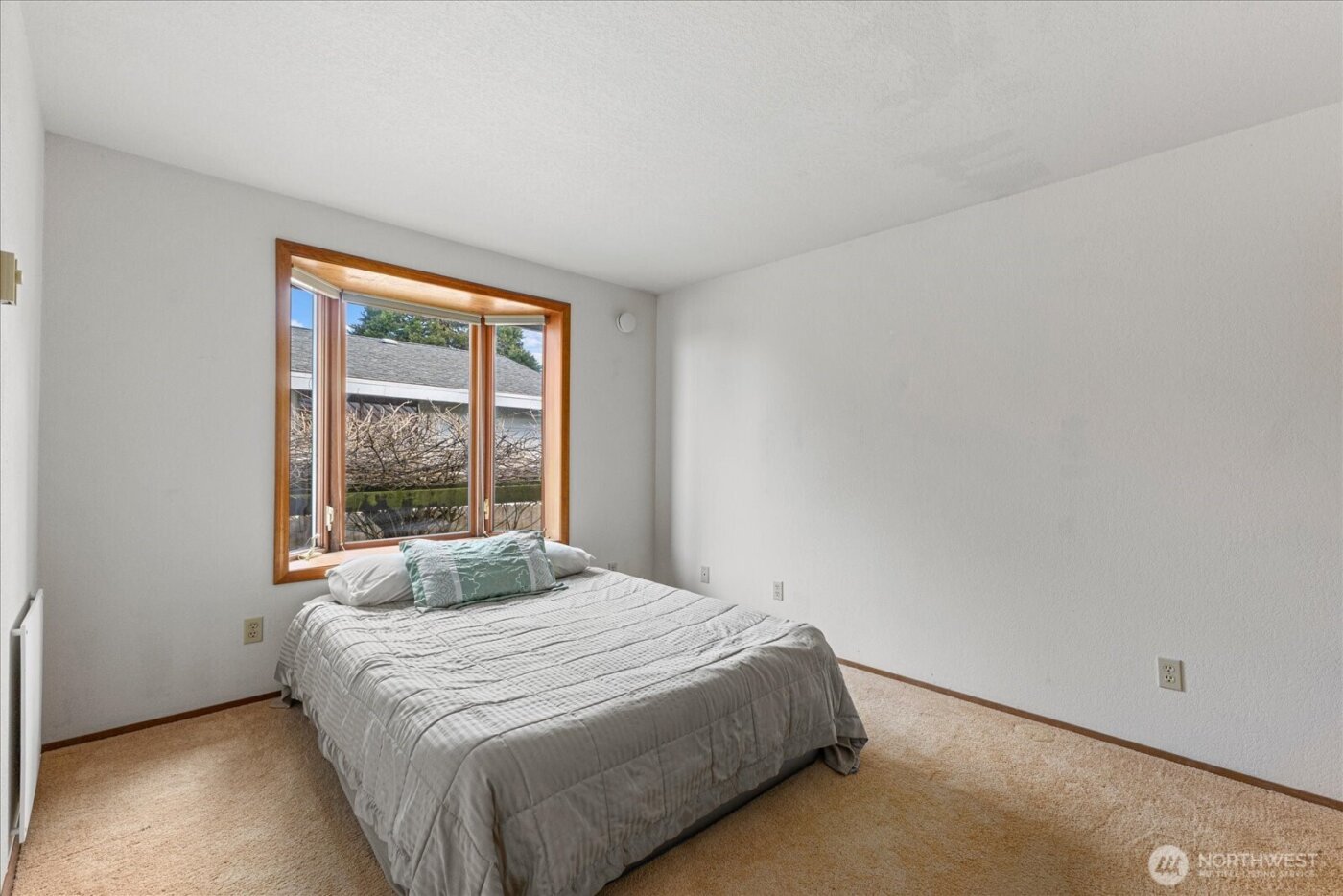 1818 Seaview Avenue , Coupeville, WA 98239