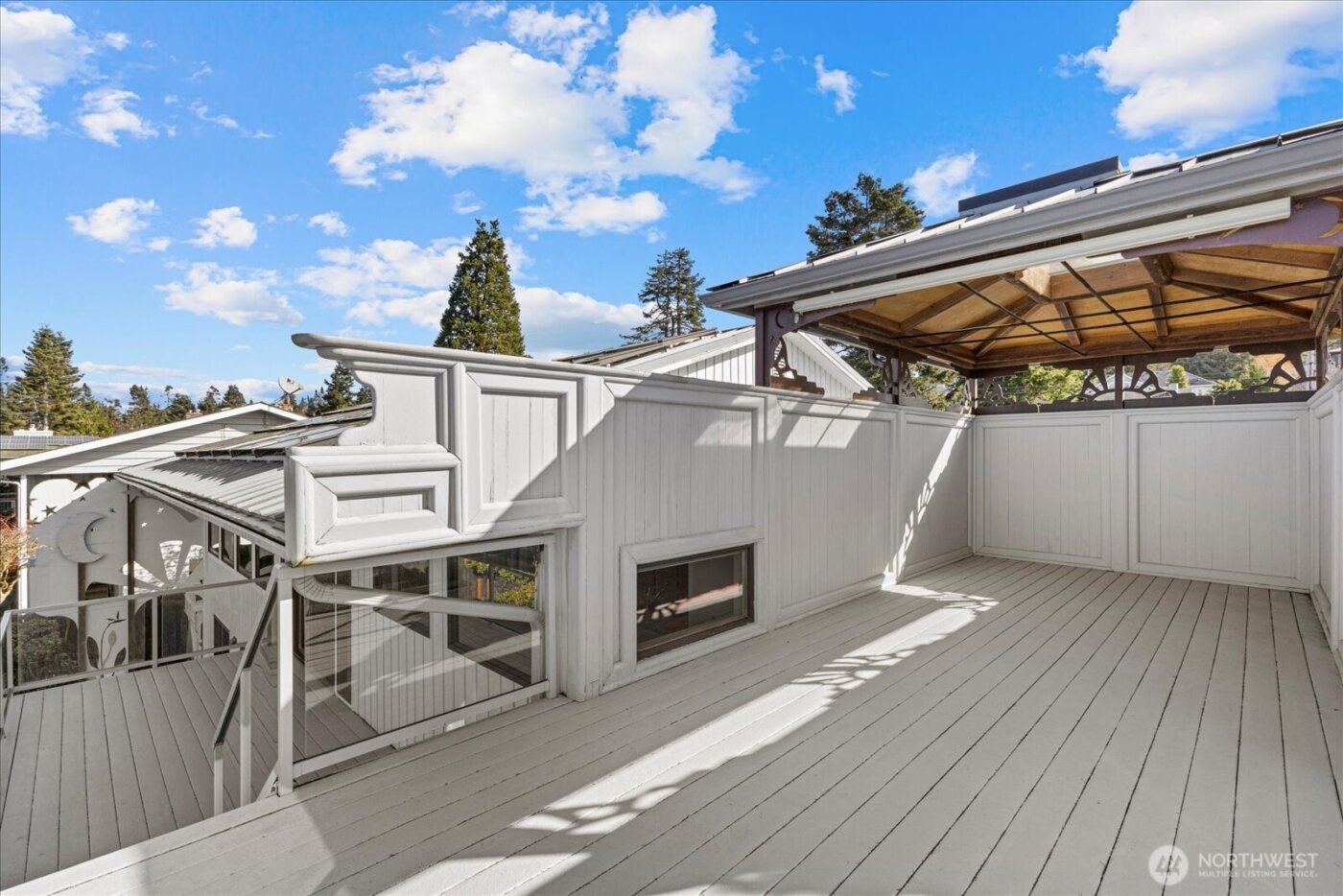 1818 Seaview Avenue , Coupeville, WA 98239