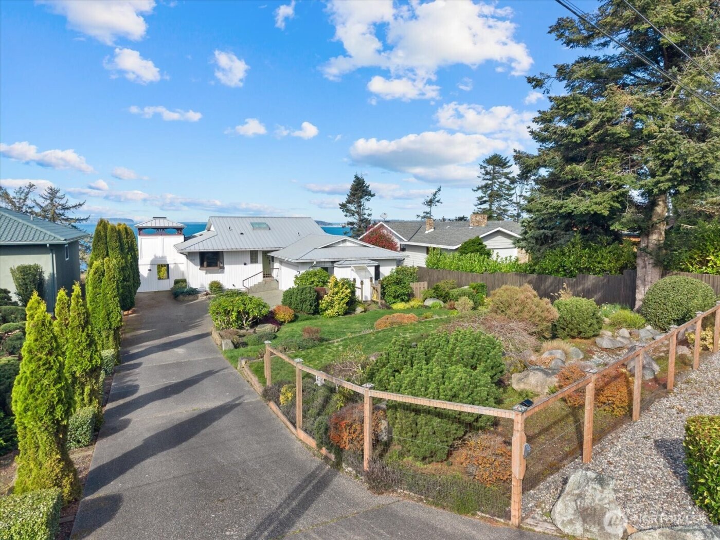 1818 Seaview Avenue , Coupeville, WA 98239