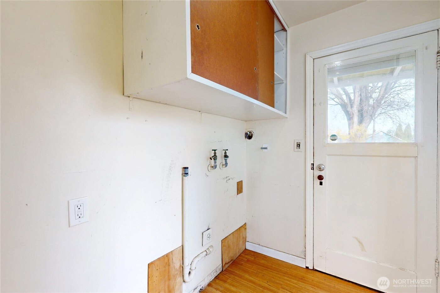 522 SW First , College Place, WA 99324