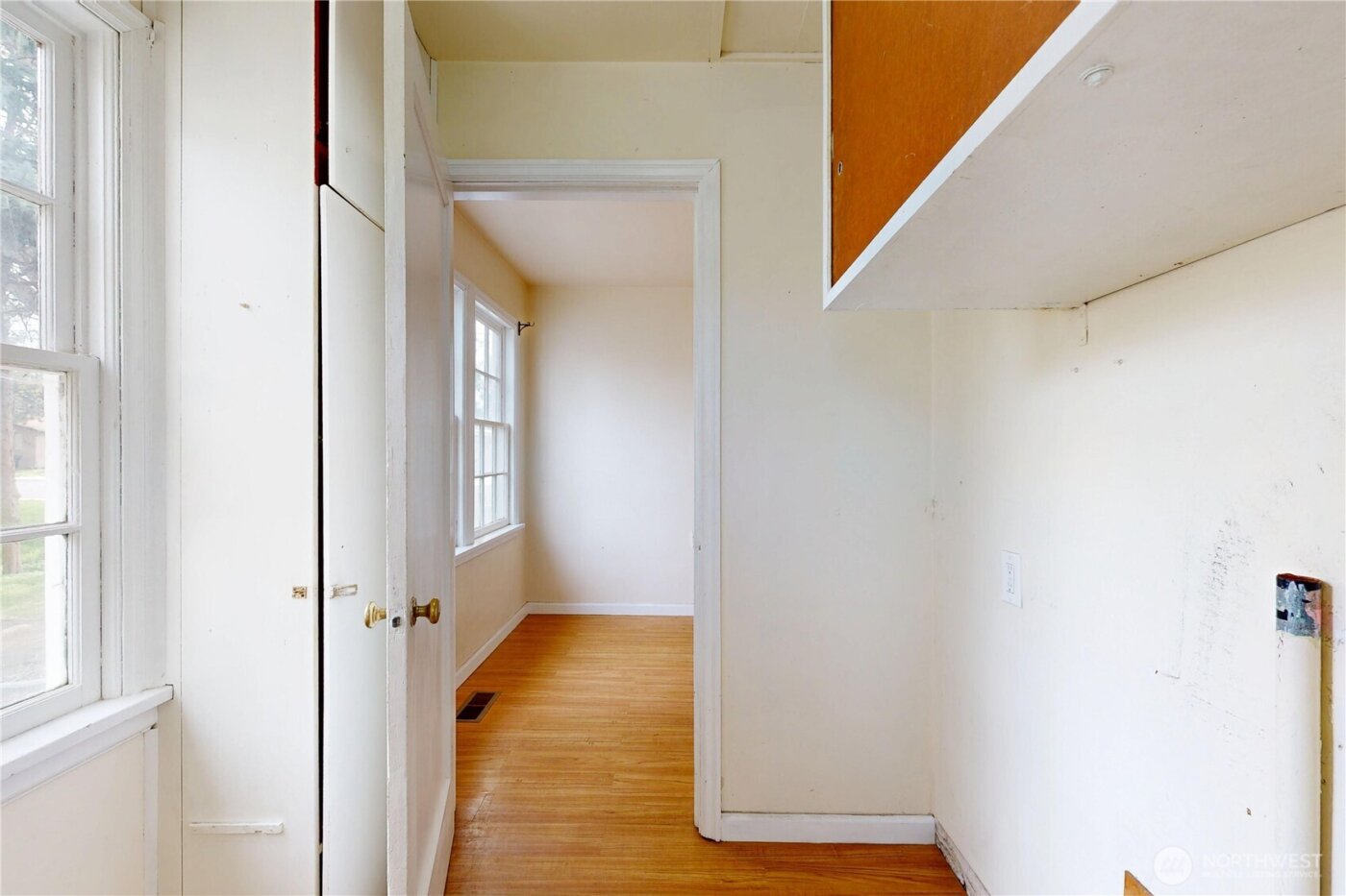 522 SW First , College Place, WA 99324