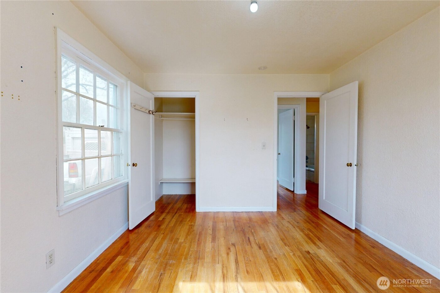 522 SW First , College Place, WA 99324