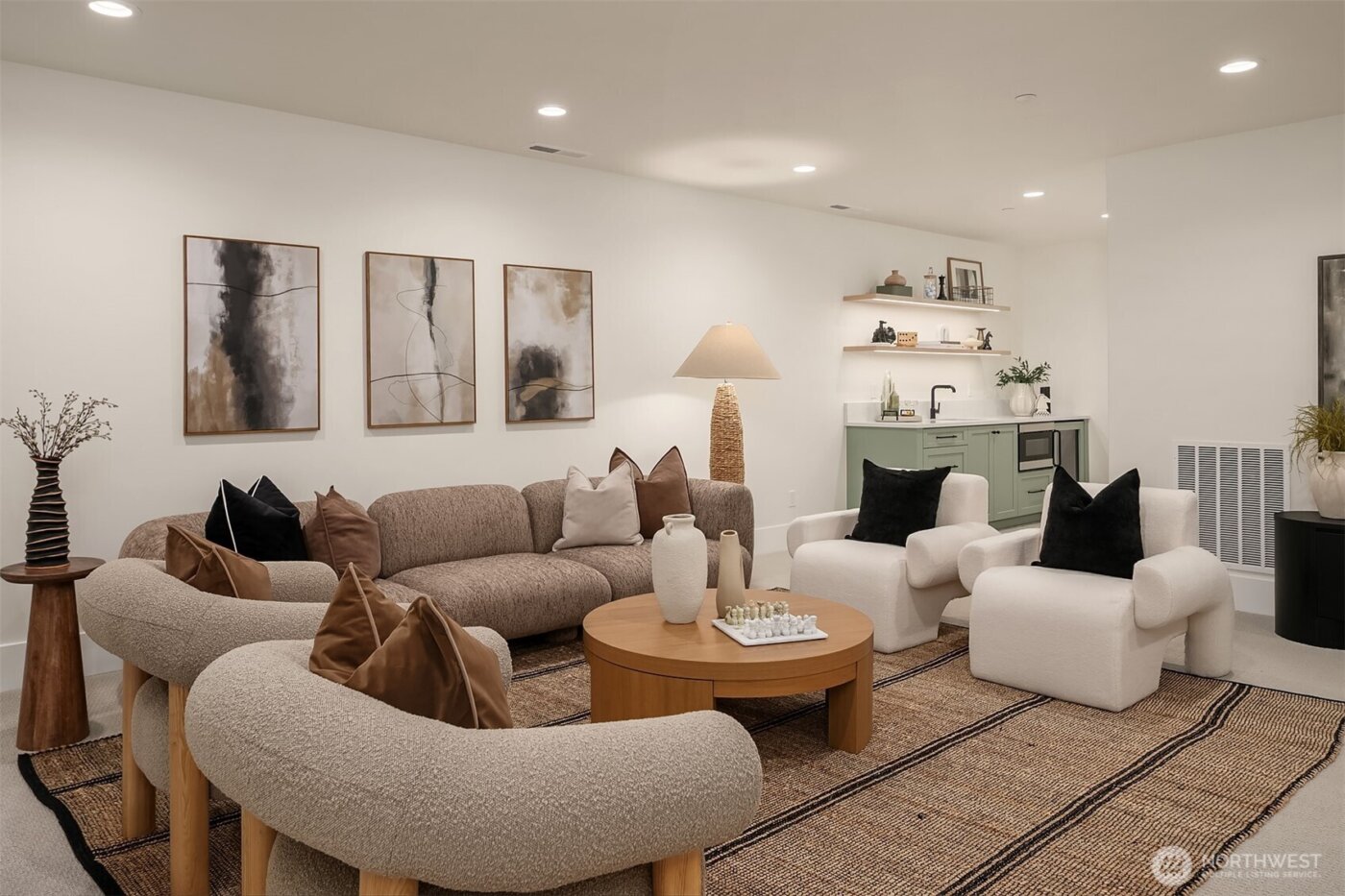 1813 A 3rd Street , Kirkland, WA 98033