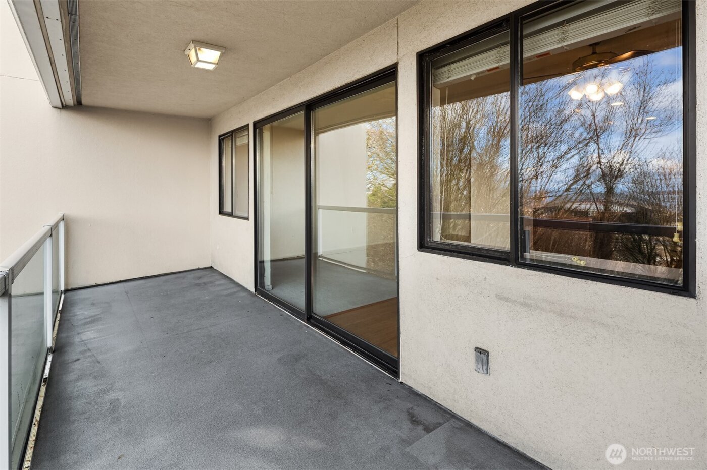 1604 11th Avenue S #201, Seattle, WA 98134