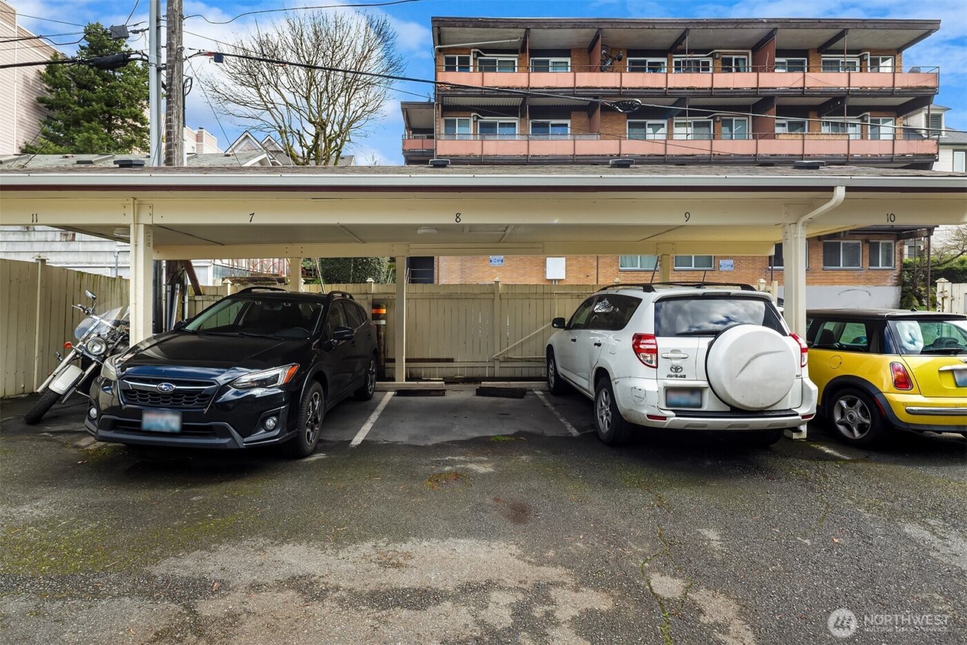 1604 11th Avenue S #201, Seattle, WA 98134